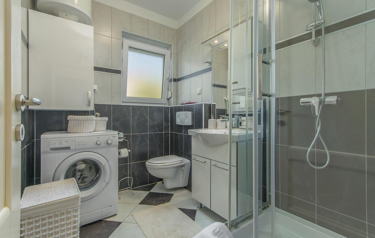 Silver Holiday House Vrvari Bagian luar foto