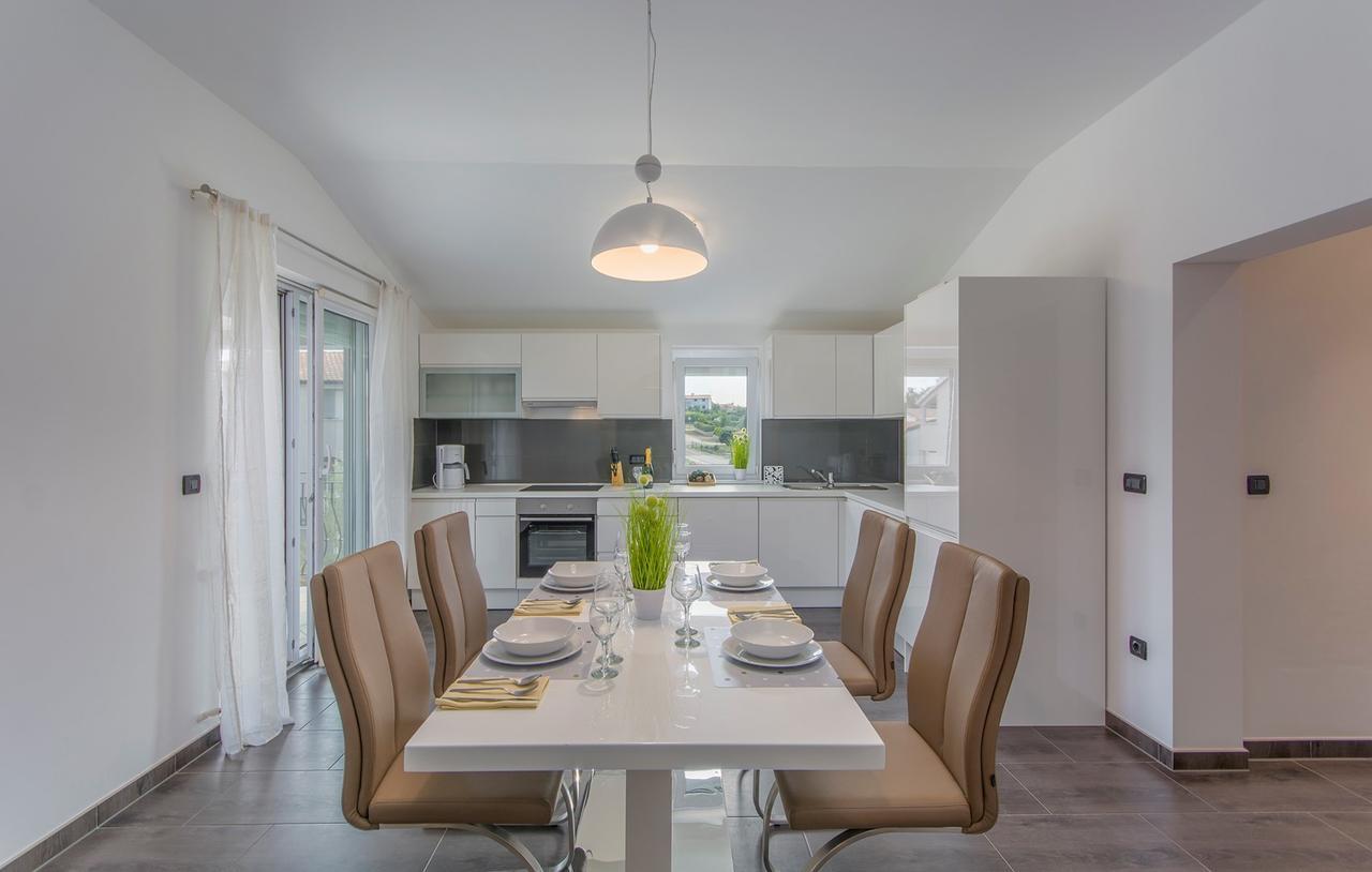 Silver Holiday House Vrvari Bagian luar foto