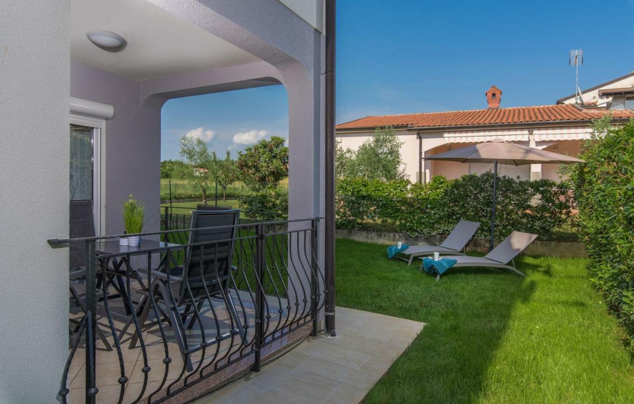 Silver Holiday House Vrvari Bagian luar foto